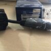 Tay Xi Nhan Pha Cốt Gạt Nước HYUNDAI UNIVER