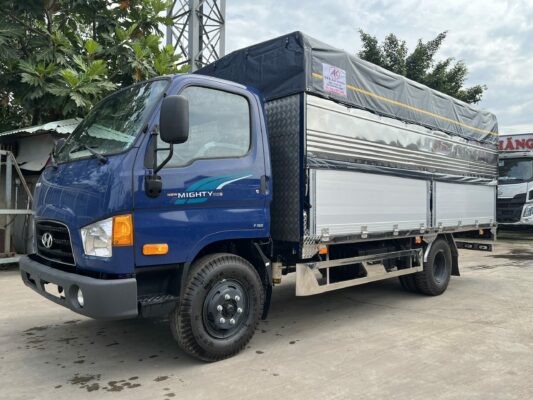 Xe tải thùng mui bạt